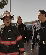 9-1-1-LoneStar-S04E12-154.jpg