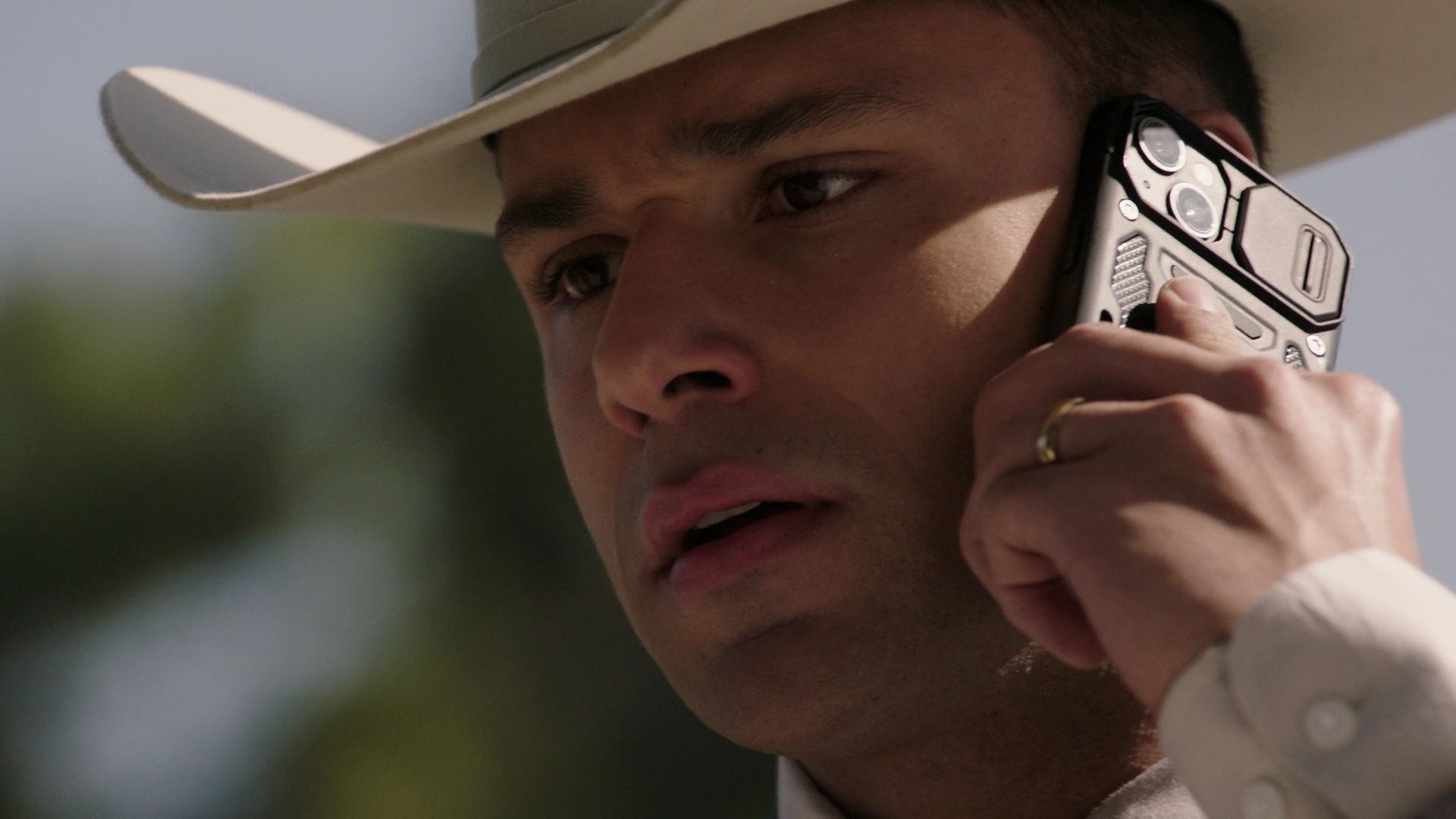 911LoneStar-S05E12-043.jpg